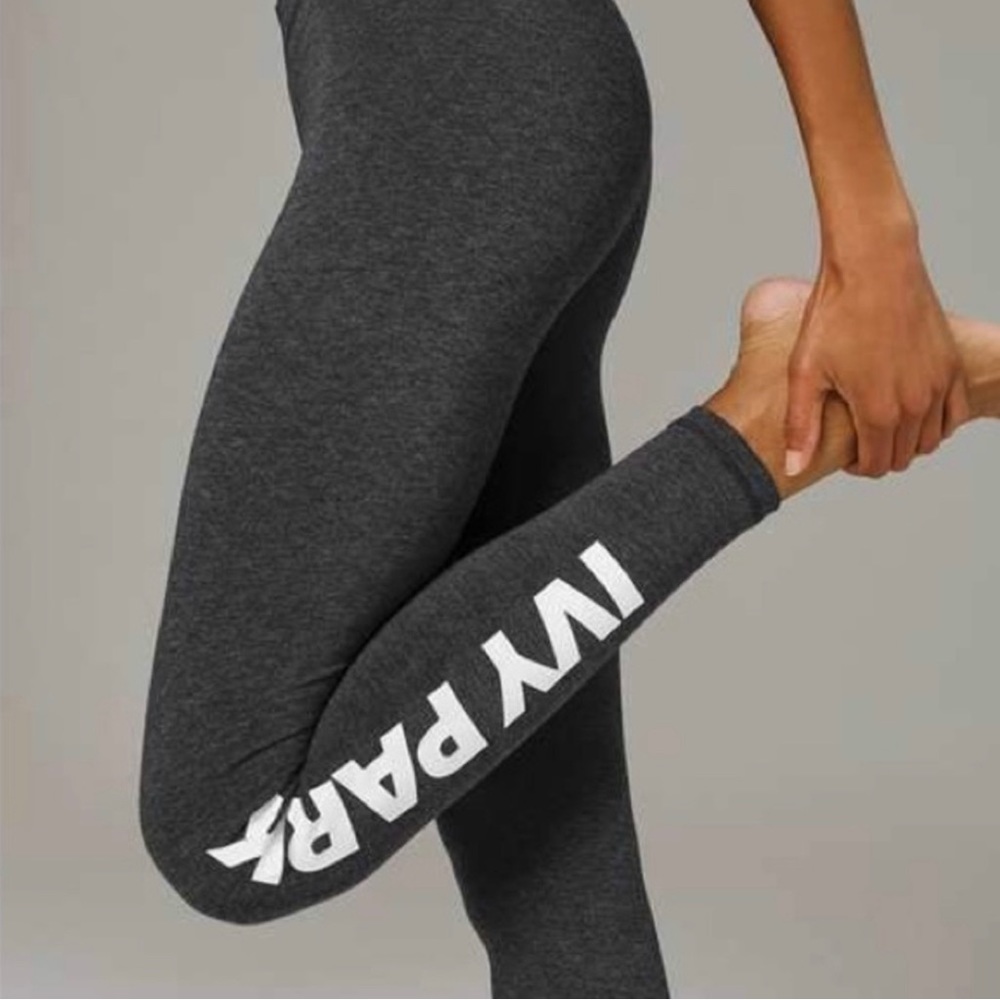 IVY PARK LOGO LEGGINGS